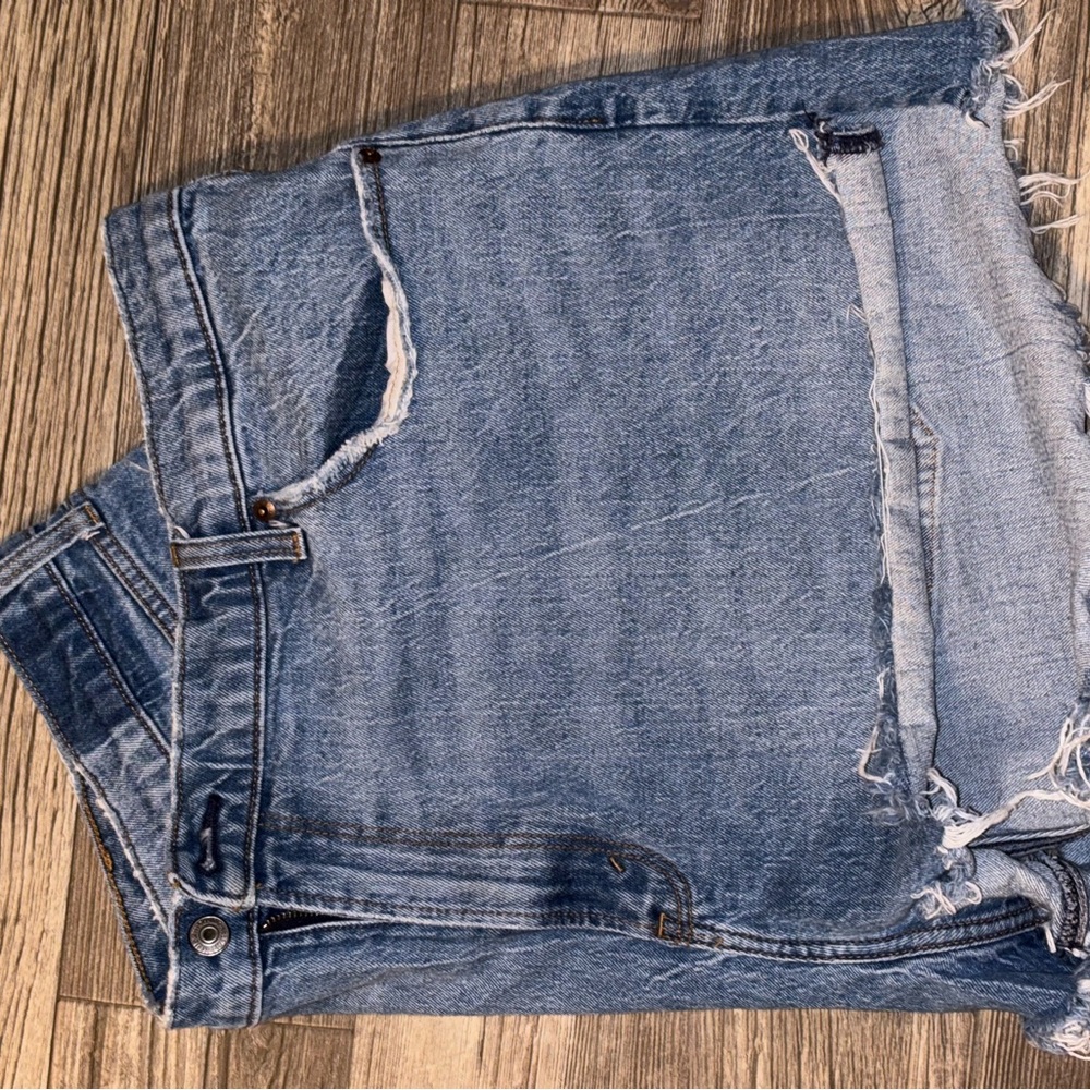 Abercrombie & Fitch Curve Love Denim shorts size 36